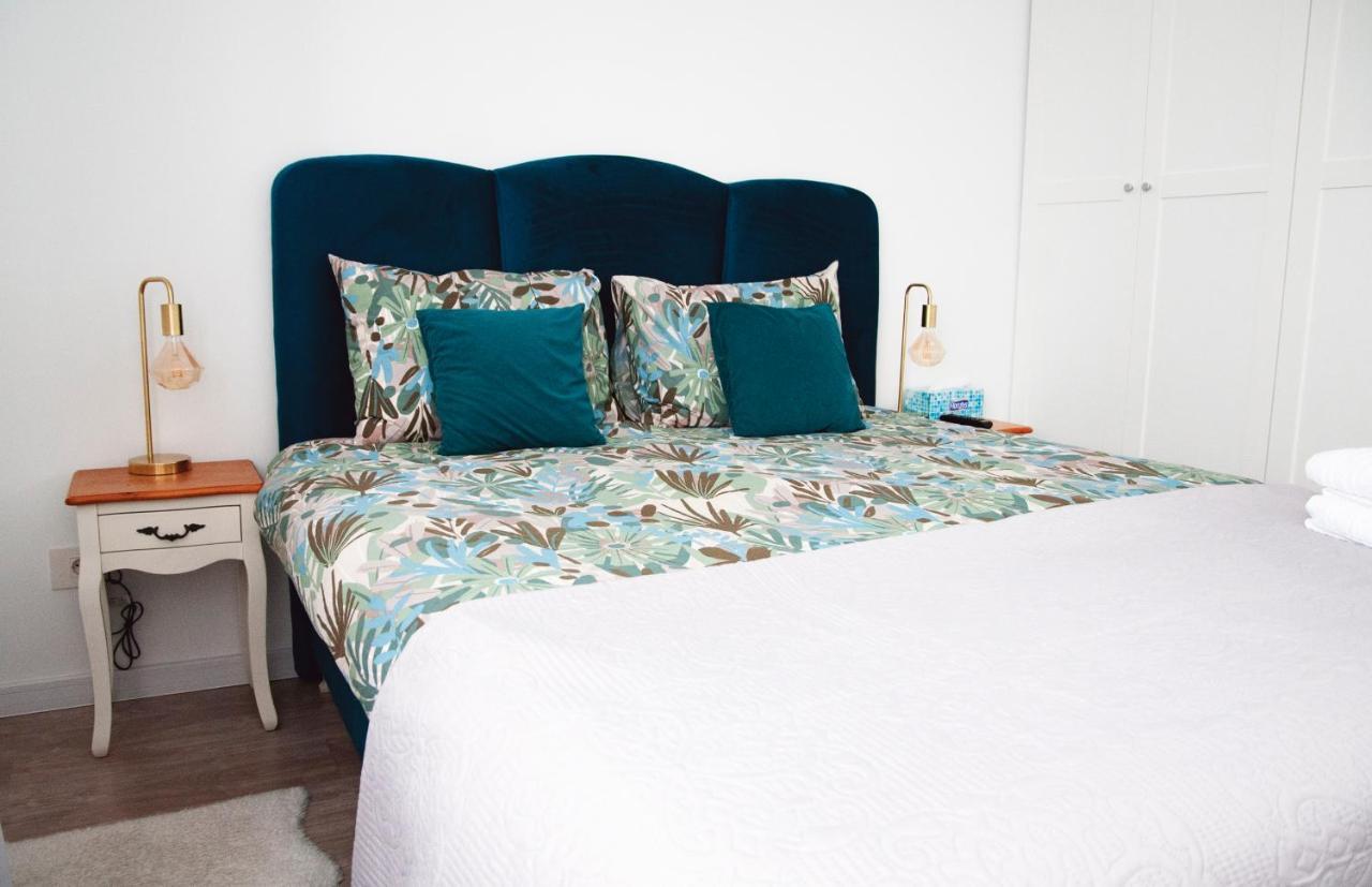 Elis Apartment By Oasis Homes Oradea Ngoại thất bức ảnh