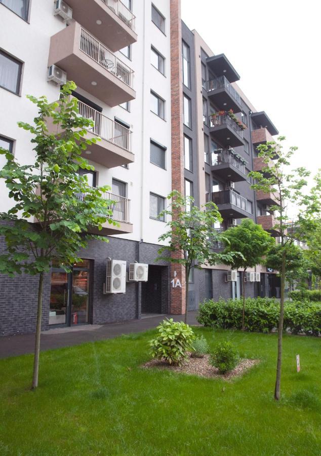 Elis Apartment By Oasis Homes Oradea Ngoại thất bức ảnh